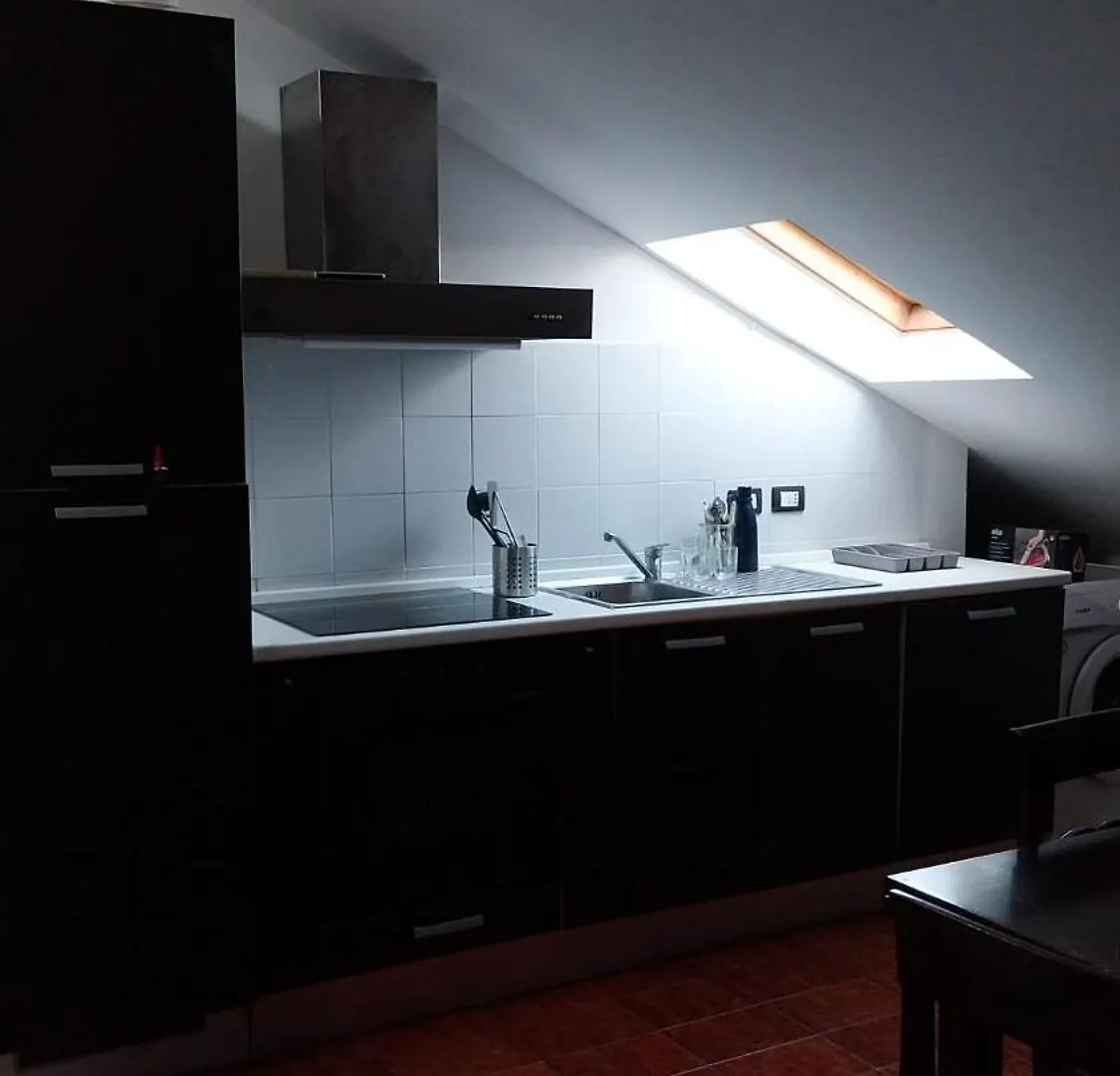 Viabado9 Mansarda Con Box Apartment Chiavari